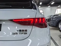 2022 Audi A3 Sportback 35 TFSI Fashion Sport, белый — фото 5