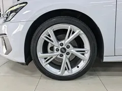 2022 Audi A3 Sportback 35 TFSI Fashion Sport, белый — фото 6