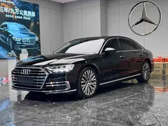 2021 Audi A8L 55 TFSI quattro Luxury, чёрный — фото 1