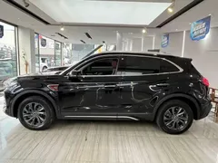 2025 Hongqi HS5 2.0T 2WD Qixiang Pro, чёрный — фото 2