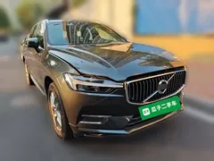 2021 Volvo XC60 4WD Luxury — фото 3