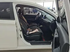 2020 Hyundai Elantra 1.6L AT GL, белый — фото 8