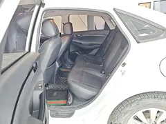 2020 Hyundai Elantra 1.6L AT GL, белый — фото 11