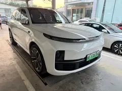2025 Li Auto L9 Smart Refresh, белый — фото 3