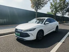 2024 BYD Qin L PHEV 80km Exceed, белый — фото 1