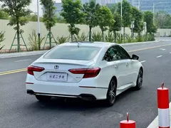 2022 Honda Inspire 2.0L Hybrid, белый — фото 5