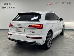 2021 Audi Q5L 45 TFSI Luxury Dynamic, белый — фото 5
