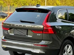 2022 Volvo XC60 4WD Zhiyi Luxury — фото 7
