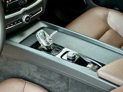 2022 Volvo XC60 4WD Zhiyi Luxury — фото 17