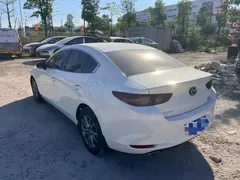 2023 Mazda 3 2.0L AT, белый — фото 4