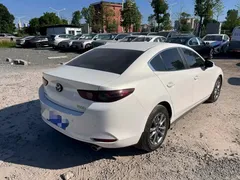 2023 Mazda 3 2.0L AT, белый — фото 5