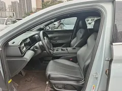2024 BYD Qin L PHEV 80km Exceed, синий — фото 15