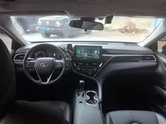 2021 Toyota Camry 2.0G Luxury — фото 10