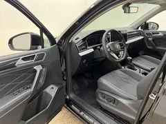 2022 Volkswagen Tiguan L 330TSI AT 2WD Smart Enjoy, чёрный — фото 24