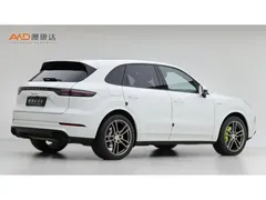 2022 Porsche Cayenne 2.0T E-Hybrid, белый — фото 3