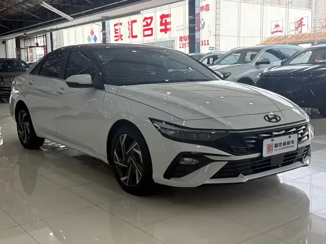 2023 Hyundai Elantra 1.5L CVT GLX Elite