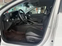 2023 Hyundai Elantra 1.5L CVT GLX Elite, белый — фото 7