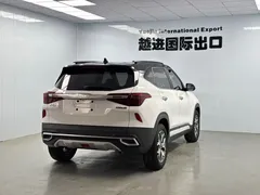 2021 Kia Seltos 1.5L CVT Trend, белый — фото 10