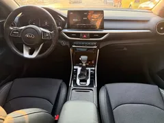 2021 Kia Cerato 1.5L CVT Youth, белый — фото 5