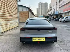 2022 Changan UNI-V 1.5T Premium — фото 8