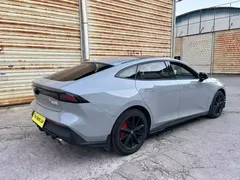 2022 Changan UNI-V 1.5T Premium — фото 9