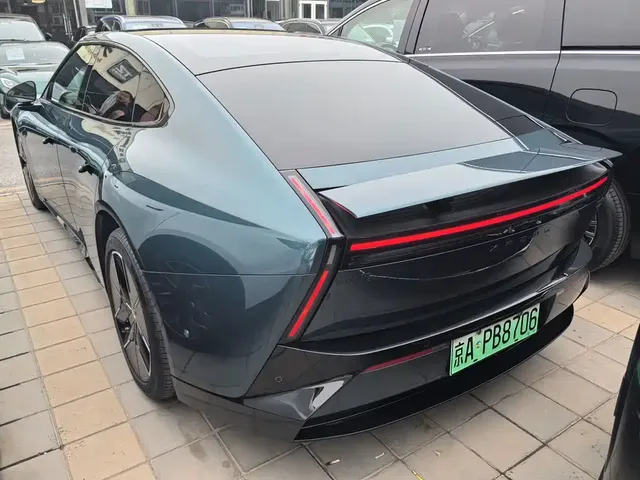 2025 Xpeng P7 702 Long Range Ultra