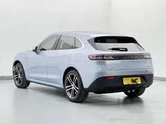 2023 Aito M5 EREV 4WD Smart Driving — фото 4