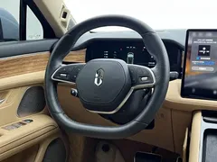 2023 Aito M5 EREV 4WD Smart Driving — фото 8