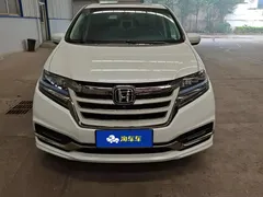 2019 Honda Elysion 2.0L Hybrid, белый — фото 2