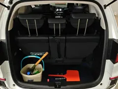 2019 Honda Elysion 2.0L Hybrid, белый — фото 4
