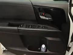 2019 Honda Elysion 2.0L Hybrid, белый — фото 7
