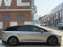 2025 Li Auto i6 2WD Standard — фото 15