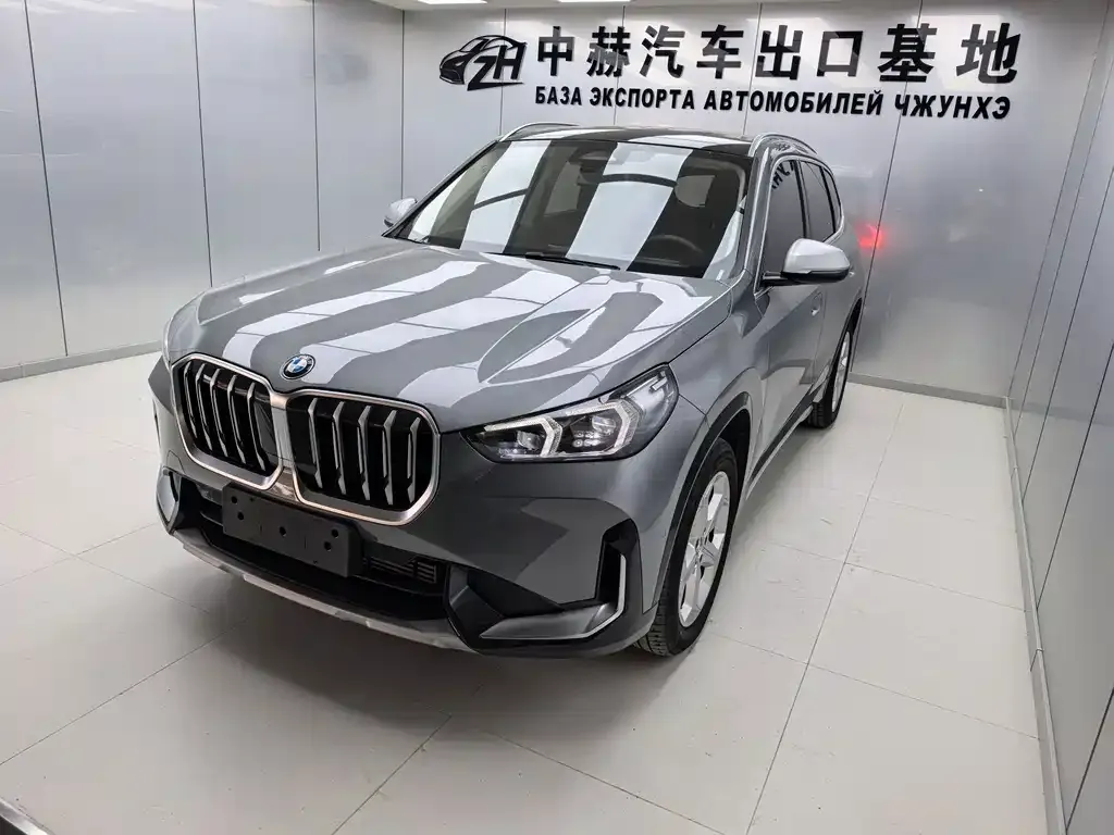 2023 BMW X1