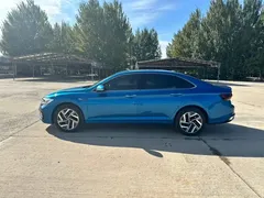 2023 Volkswagen Sagitar 280TSI DSG Plus, синий — фото 8