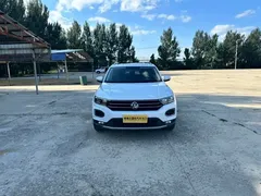 2022 Volkswagen T-Roc 280TSI DSG 2WD Comfort Plus, белый — фото 1