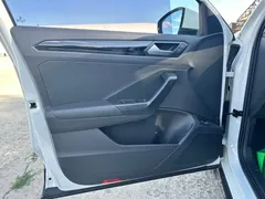 2022 Volkswagen T-Roc 280TSI DSG 2WD Comfort Plus, белый — фото 8
