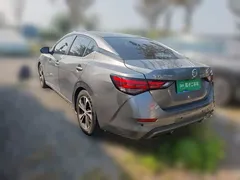 2021 Nissan Sylphy 1.6L XL CVT — фото 4