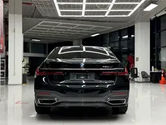 2021 BMW 7 Series 730Li M Sport Package, чёрный — фото 5