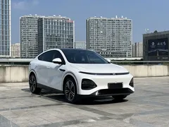 2023 Xpeng G6 580 Long Range Pro, белый — фото 3