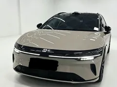 2025 Zeekr 007 GT 4WD Smart Driving 75kWh — фото 1