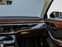 2023 Audi A8L 50 TFSI quattro Premium, чёрный — фото 23