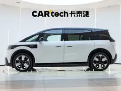 2025 Zeekr Mix Smart Driving, белый — фото 4