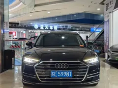 2021 Audi A8L 50 TFSI quattro Luxury, чёрный — фото 2