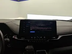 2023 Toyota Sienna 2.5L Hybrid Premium, белый — фото 13