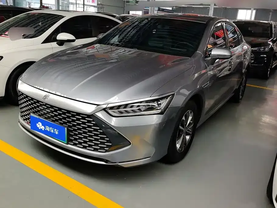 2023 BYD Qin PLUS Champion DM-i PHEV 55KM Leading