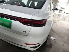 2022 Geely Emgrand 4th Gen 1.5L CVT Premium, белый — фото 8