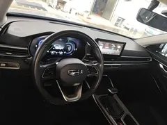 2022 Geely Emgrand 4th Gen 1.5L CVT Premium, белый — фото 10