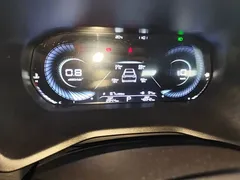2022 Geely Emgrand 4th Gen 1.5L CVT Premium, белый — фото 12