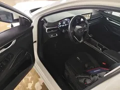 2022 Geely Emgrand 4th Gen 1.5L CVT Premium, белый — фото 16