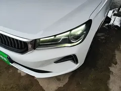 2022 Geely Emgrand 4th Gen 1.5L CVT Premium, белый — фото 24